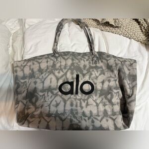 ALO Yoga Camouflage Gray Tote Bag